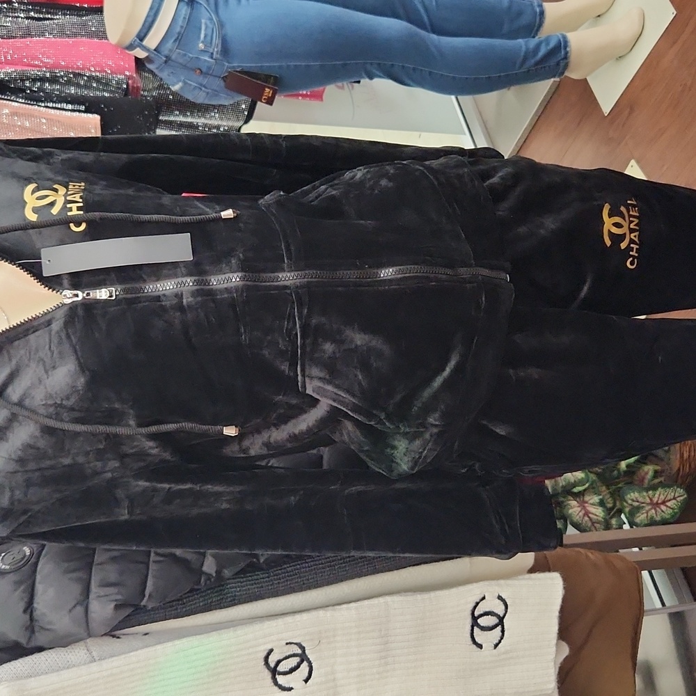 Two piece warm outfit